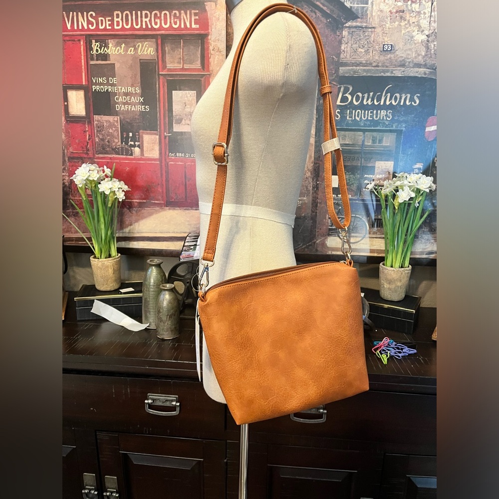 Hanna Grace Cross body purse